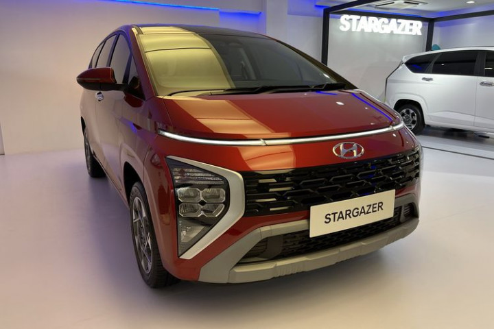 HYUNDAI STARGAZER